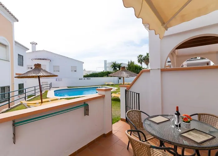 アパート Luna De ネルハ